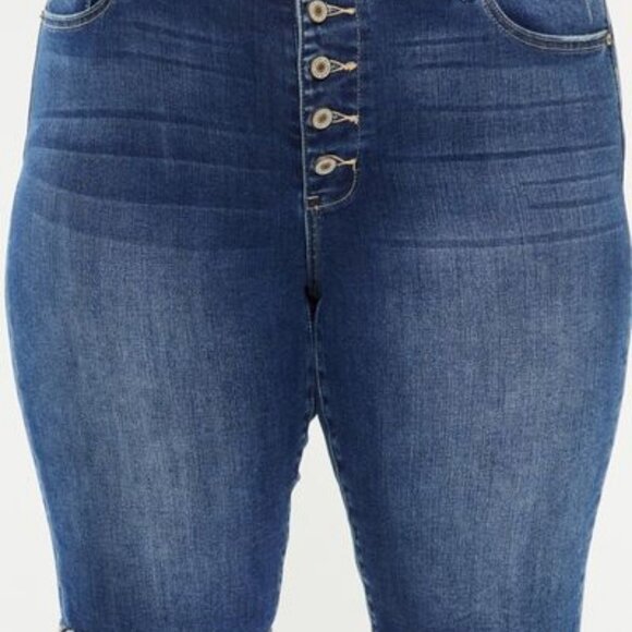 Hazel Blues® |  Kancan Cat's Whiskers Button Fly Denim Shorts - Picture 13 of 14